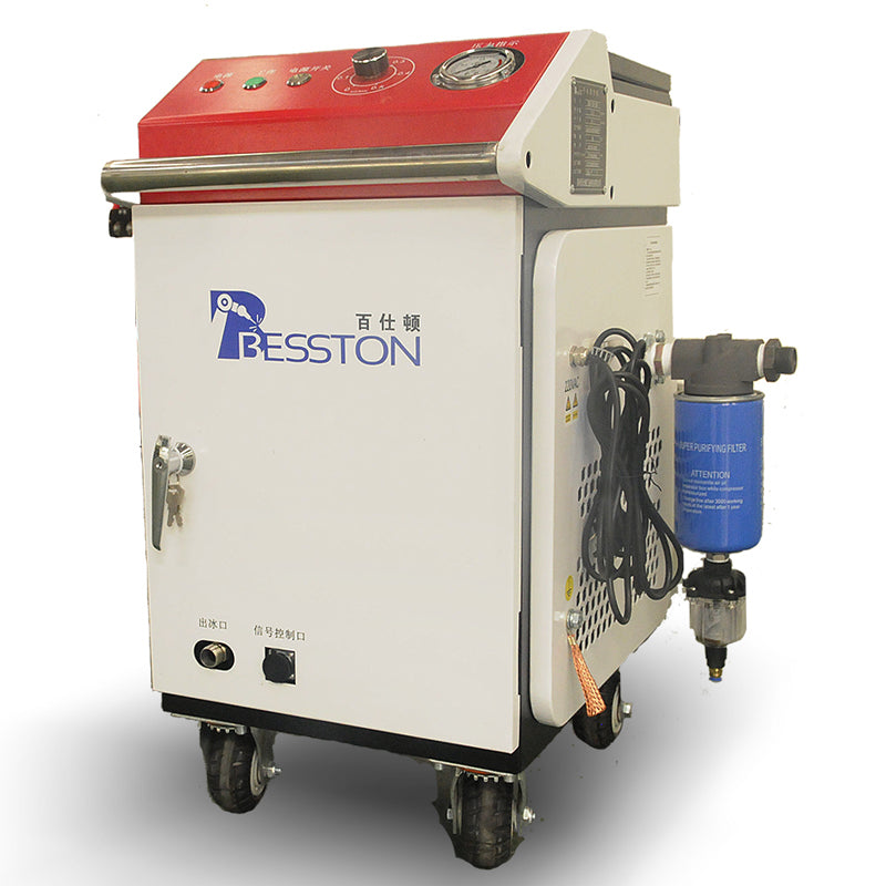 Dry ice cleaning machine